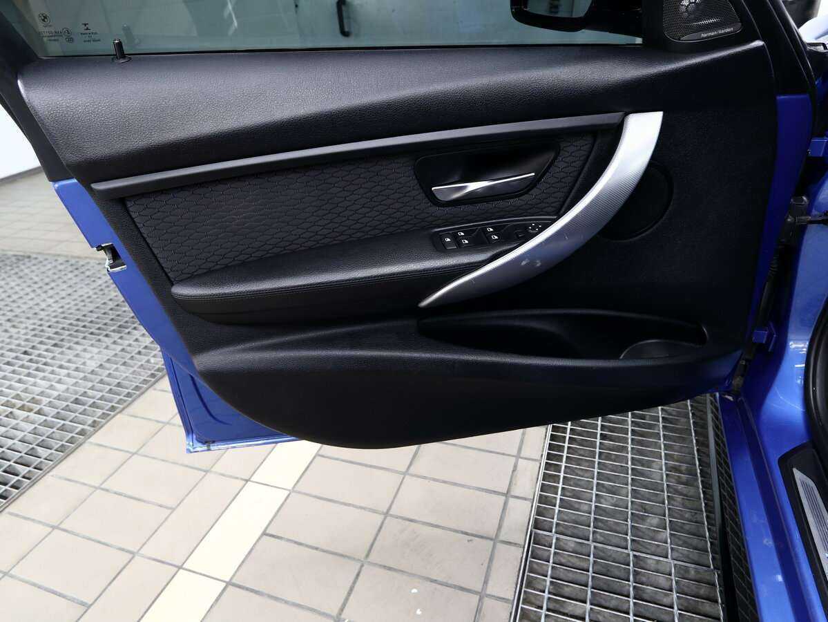 Купить BMW 3 серии с пробегом. Фото: #14