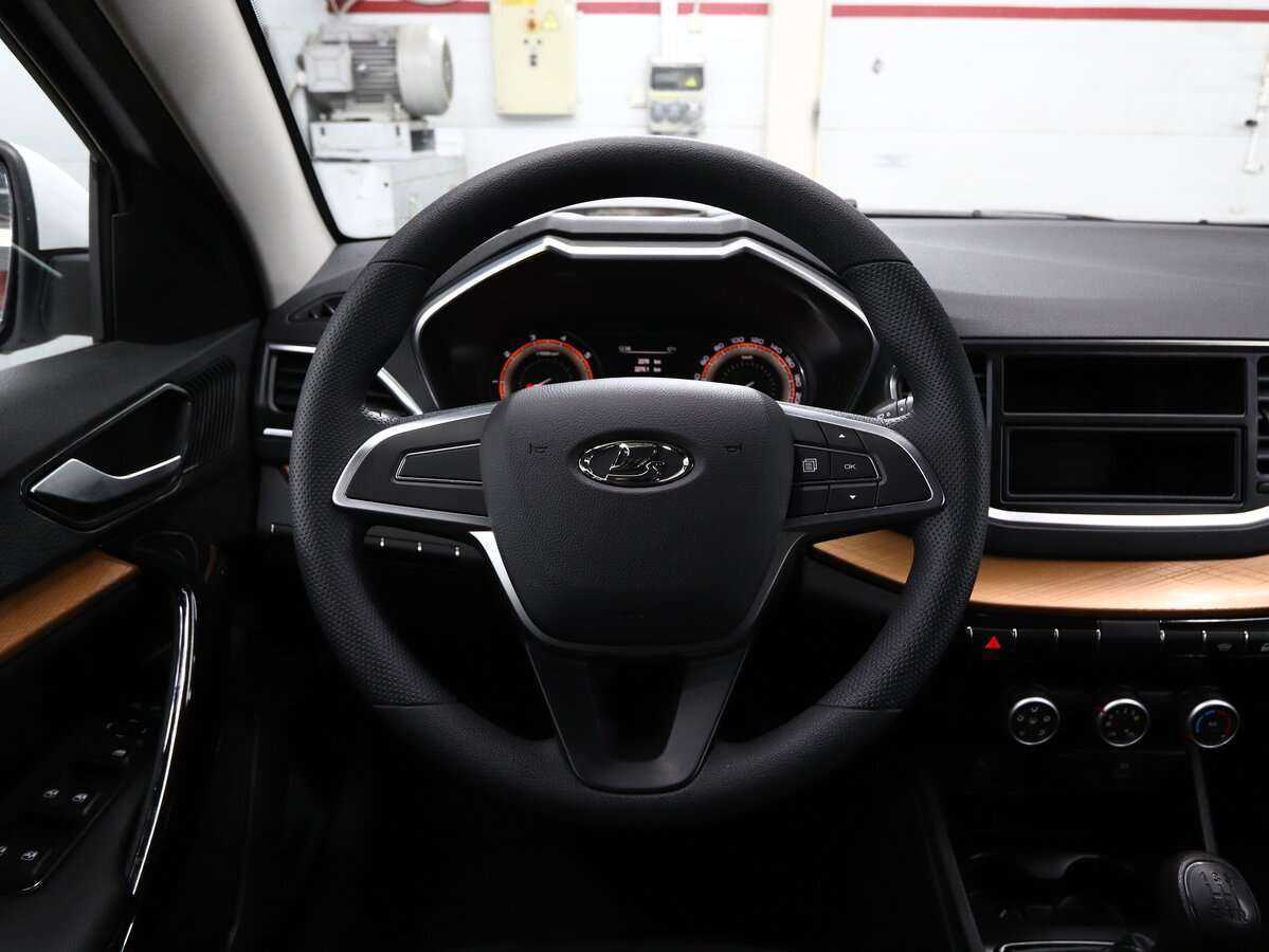 Купить Lada (ВАЗ) Vesta с пробегом. Фото: #19