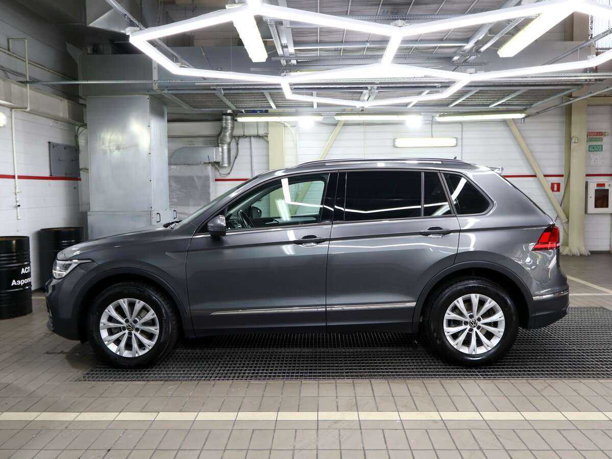 Купить Volkswagen Tiguan с пробегом. Фото: #2