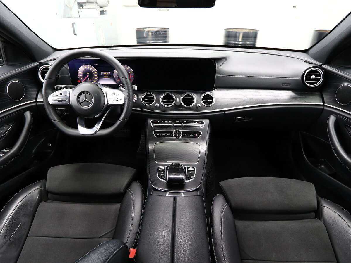 Купить Mercedes-Benz E-Класс с пробегом. Фото: #9