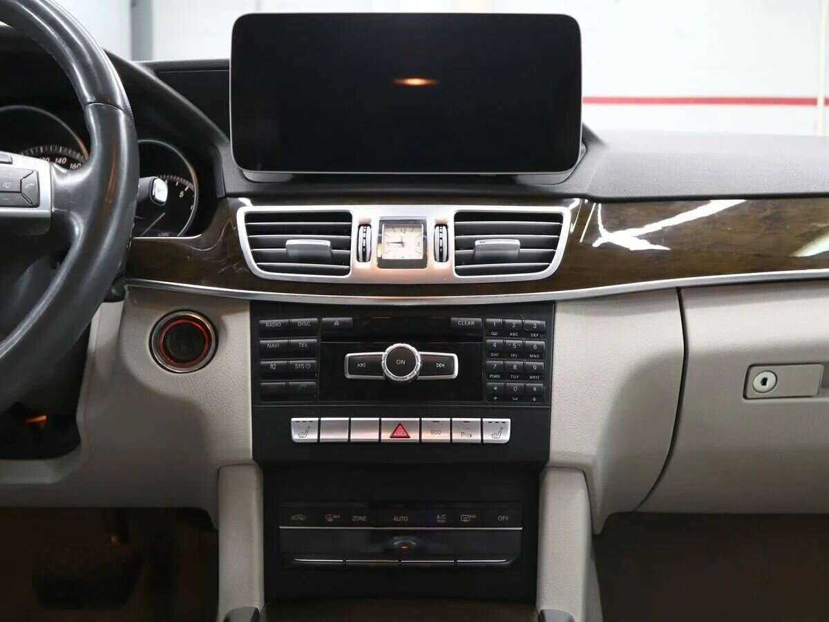 Купить Mercedes-Benz E-Класс с пробегом. Фото: #13