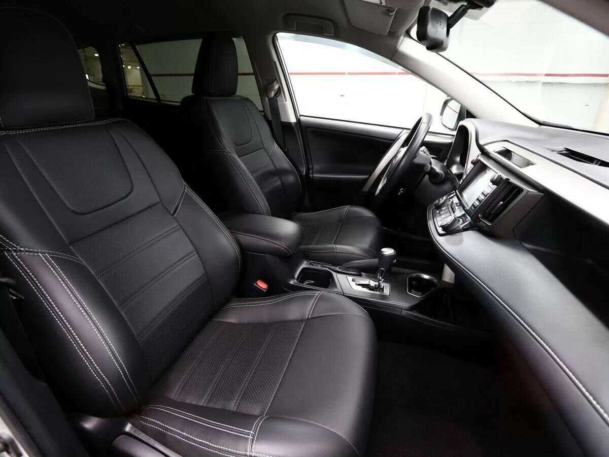 Купить Toyota RAV4 с пробегом. Фото: #6