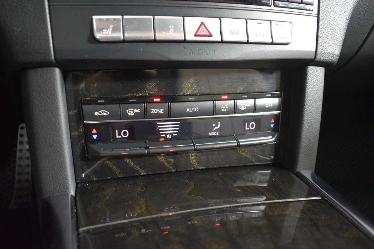 Купить Mercedes-Benz E-Класс с пробегом. Фото: #20