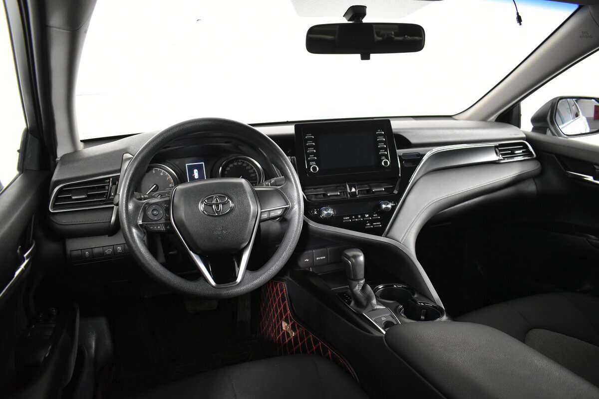 Купить Toyota Camry с пробегом. Фото: #11