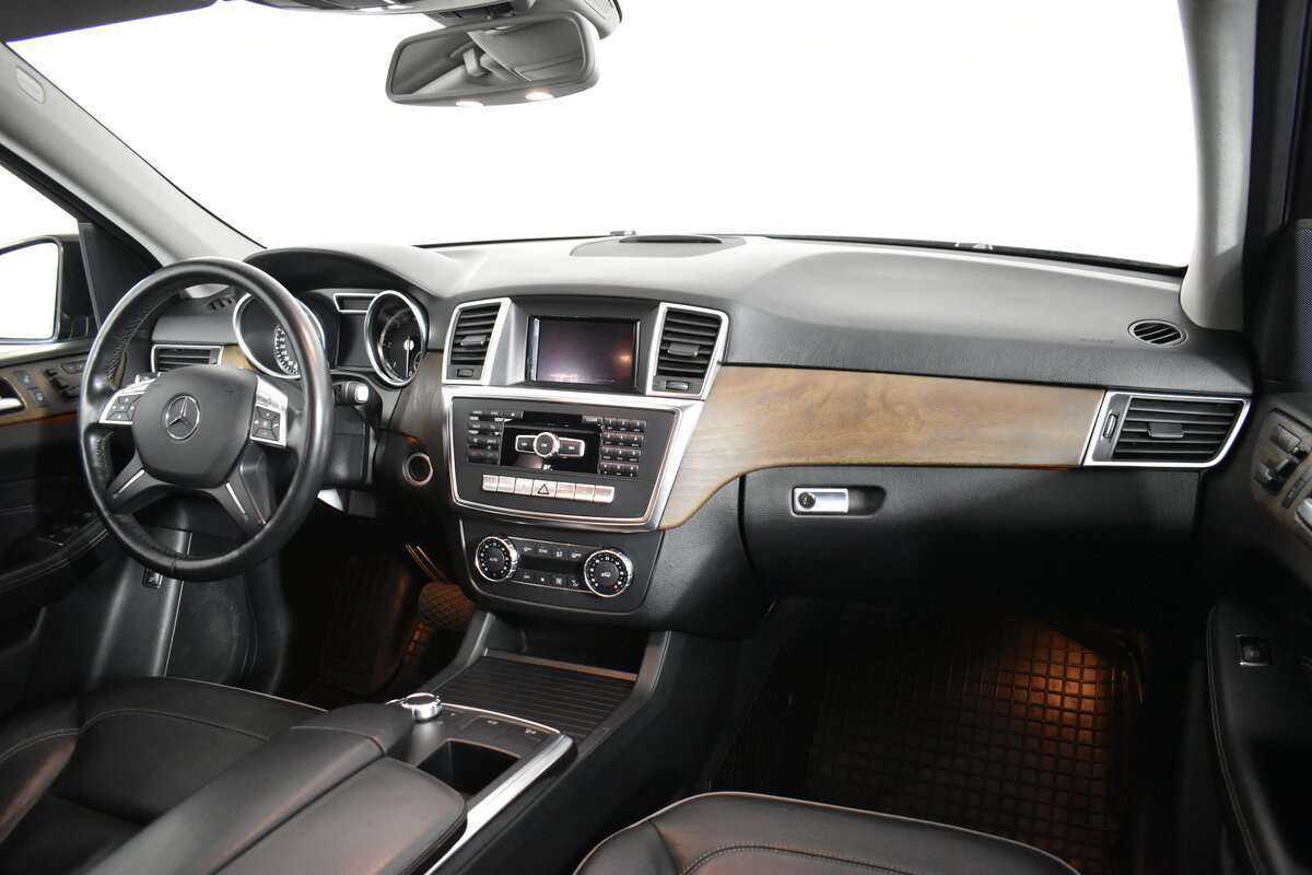 Купить Mercedes-Benz M-Класс с пробегом. Фото: #11