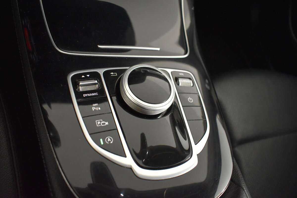 Купить Mercedes-Benz E-Класс с пробегом. Фото: #16