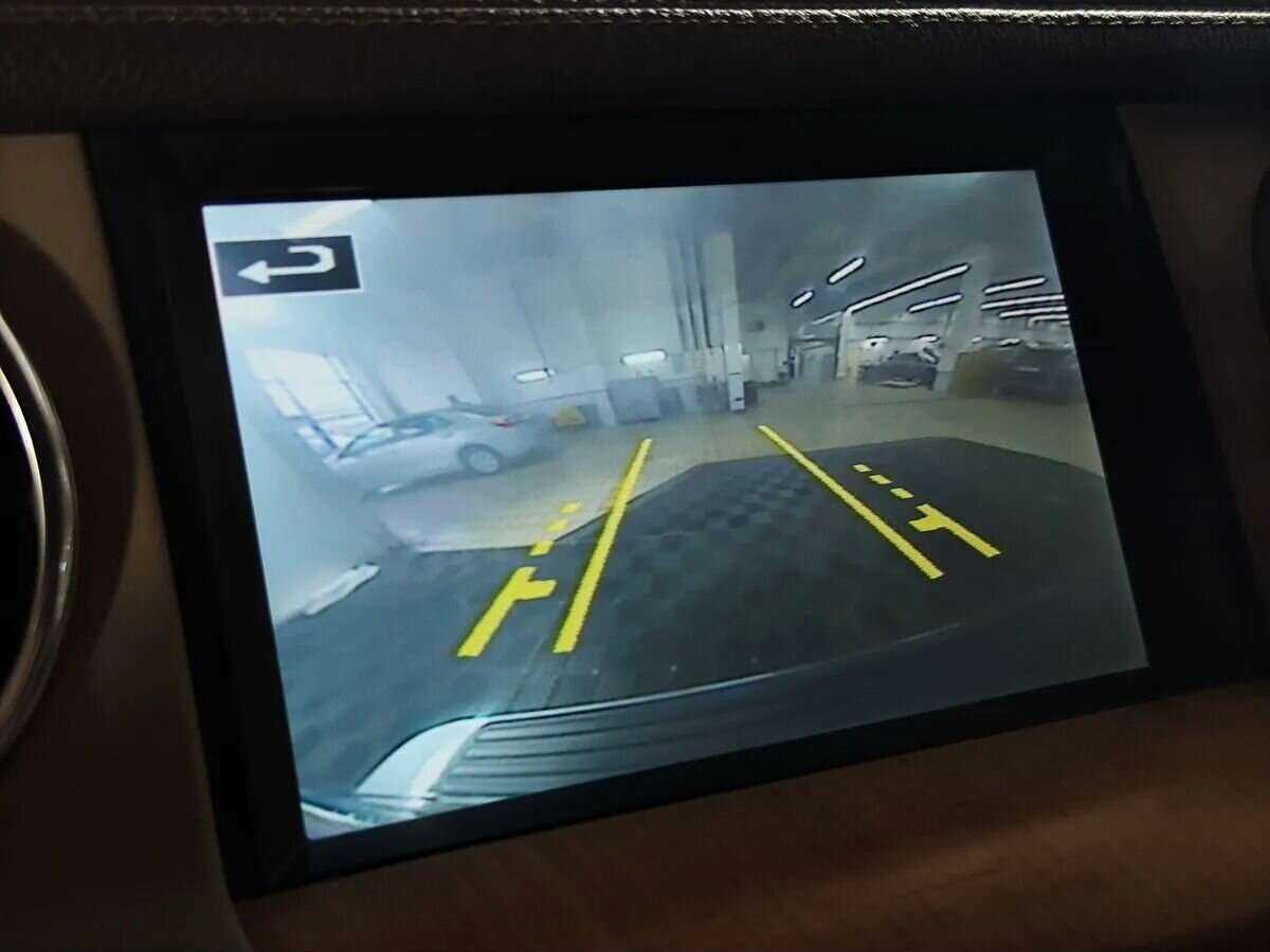 Купить Land Rover Discovery с пробегом. Фото: #13