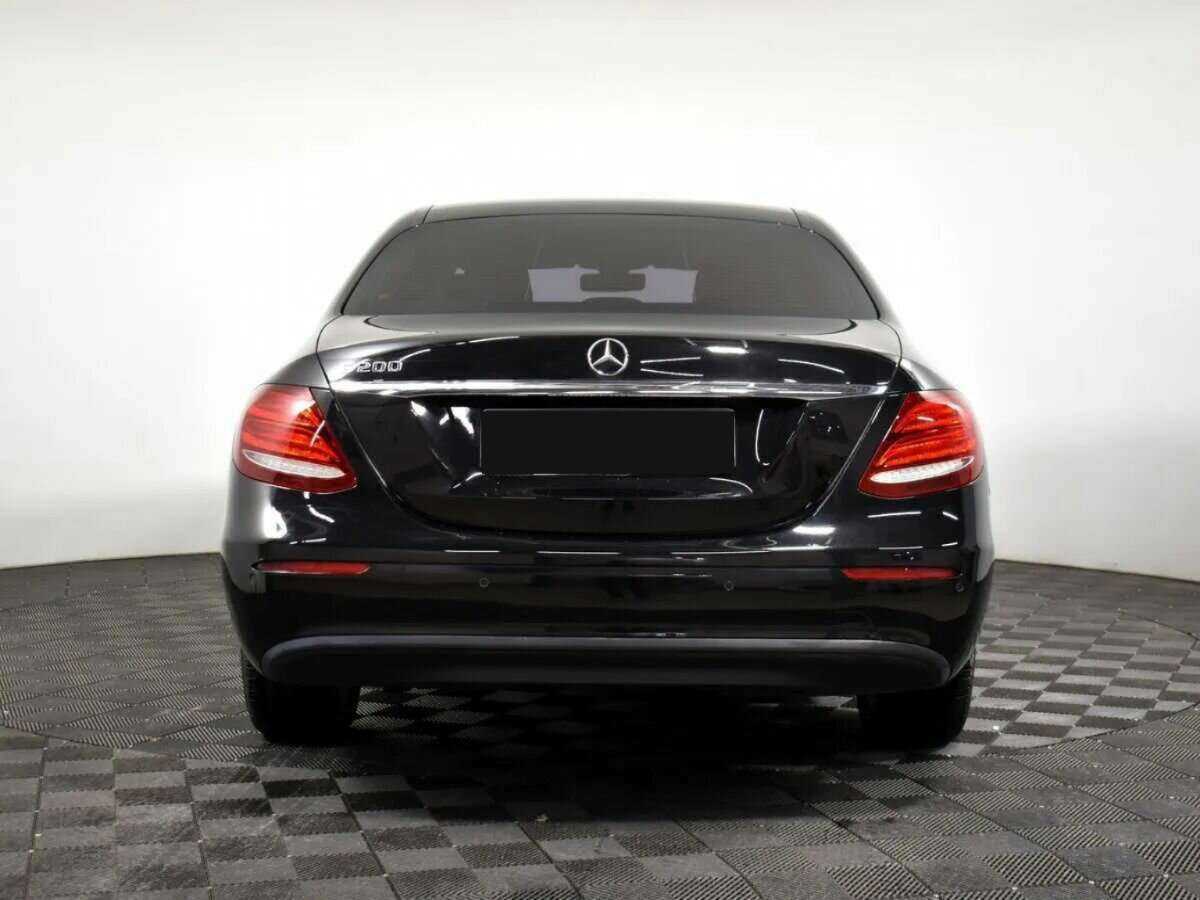 Купить Mercedes-Benz E-Класс с пробегом. Фото: #4