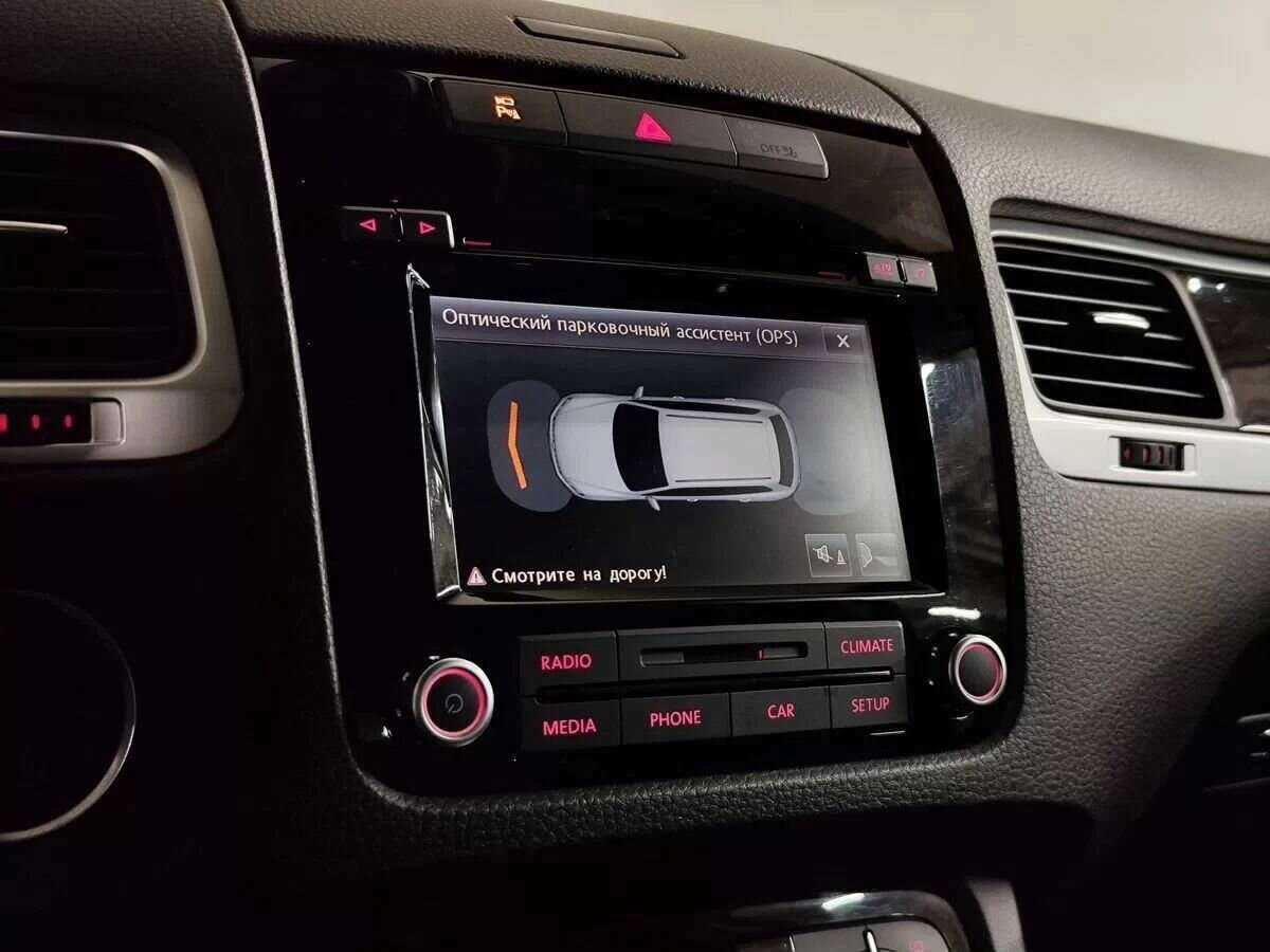 Купить Volkswagen Touareg с пробегом. Фото: #8