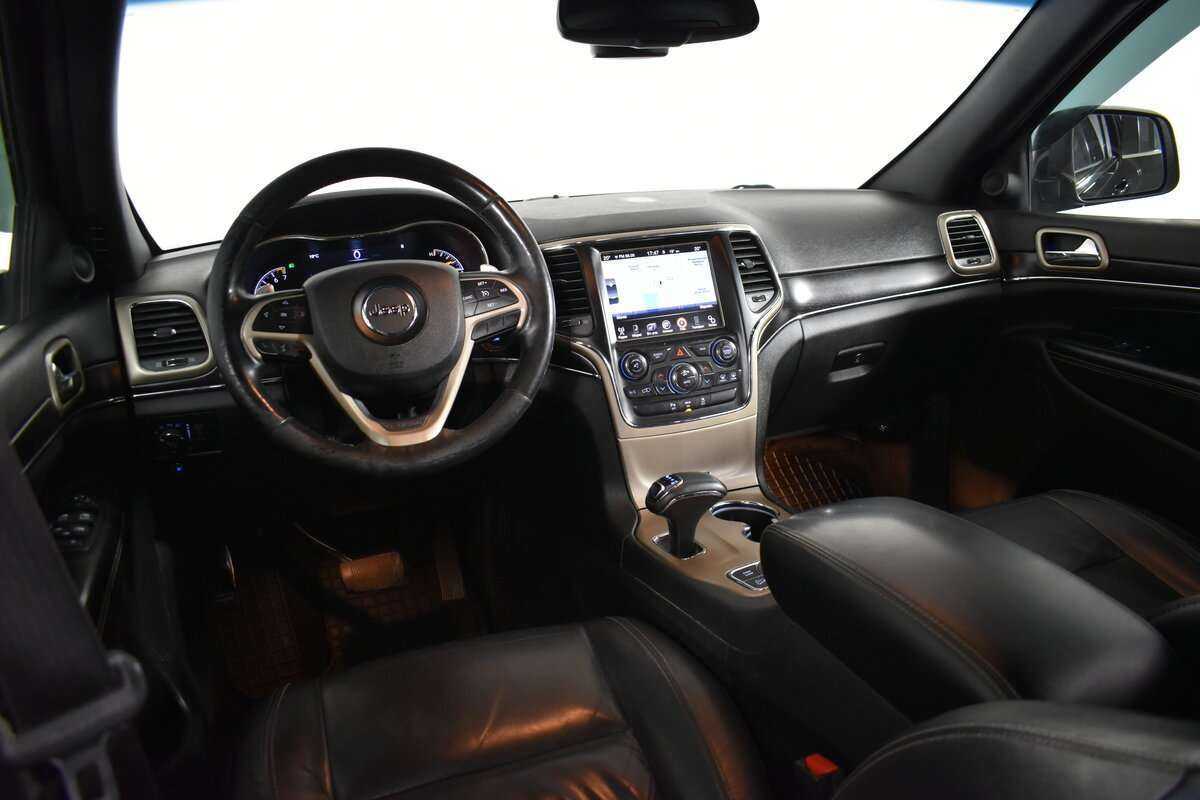 Купить Jeep Grand Cherokee с пробегом. Фото: #10