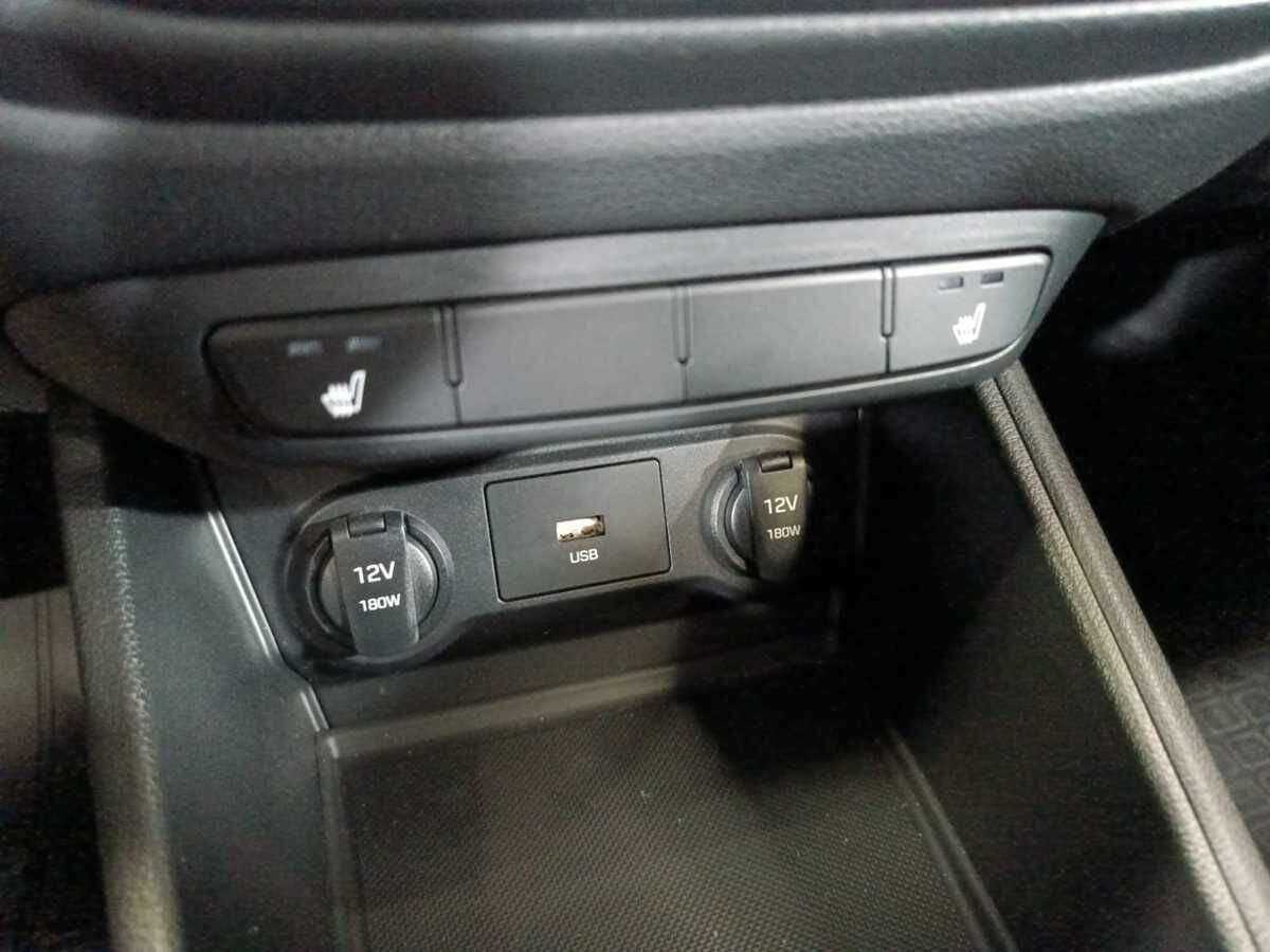 Купить Hyundai Accent с пробегом. Фото: #14