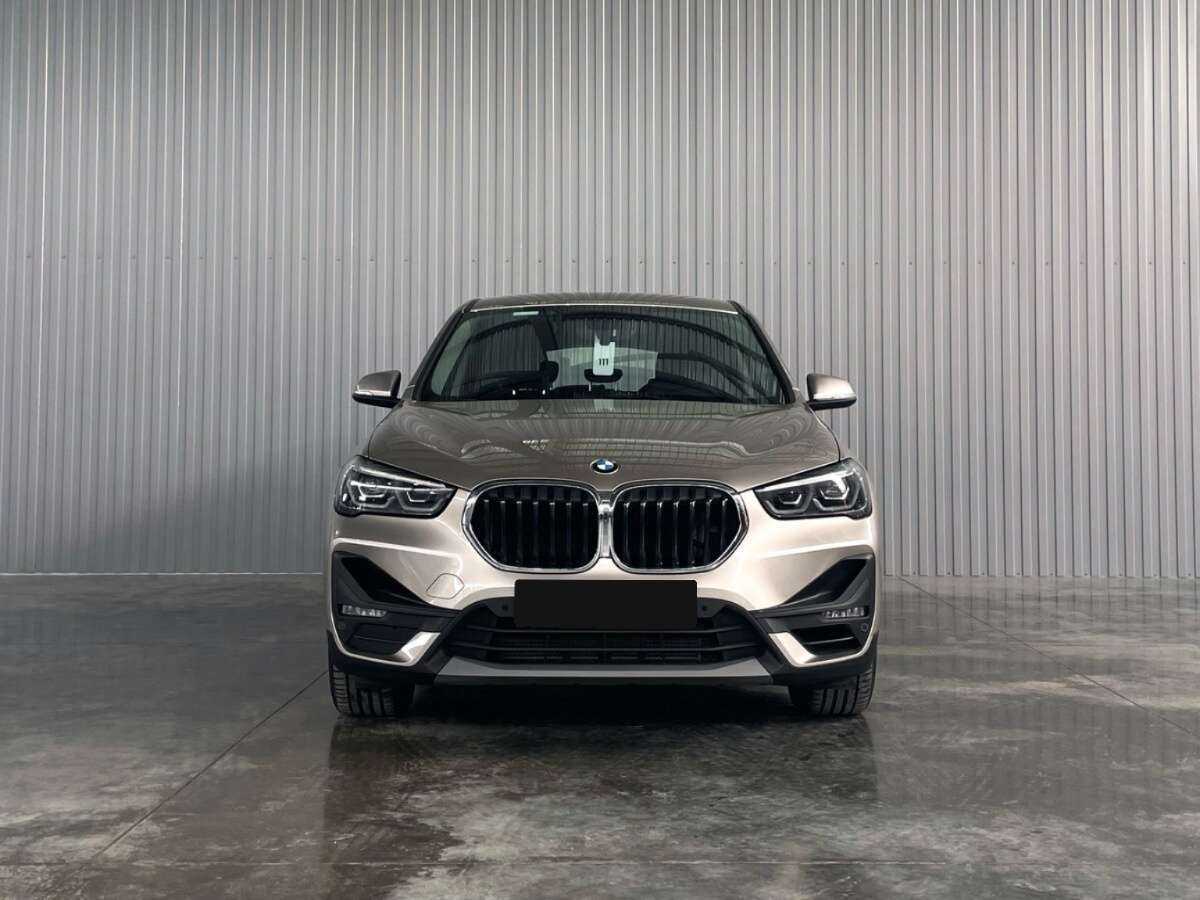 Купить BMW X1 с пробегом. Фото: #1