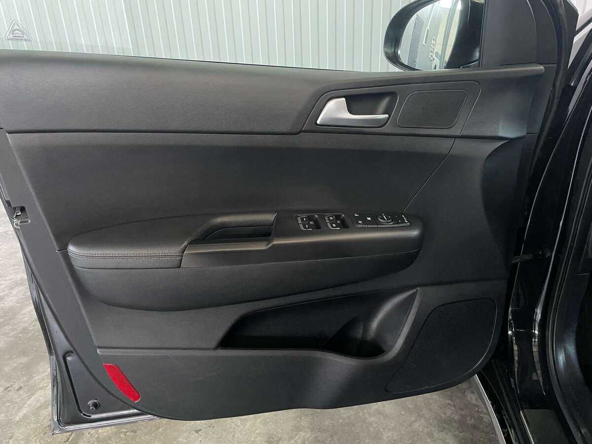 Купить Kia Sportage с пробегом. Фото: #20