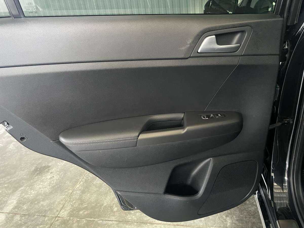 Купить Kia Sportage с пробегом. Фото: #22