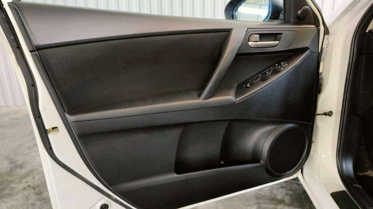 Продажа Б/У Мазда 3. Фото: #10