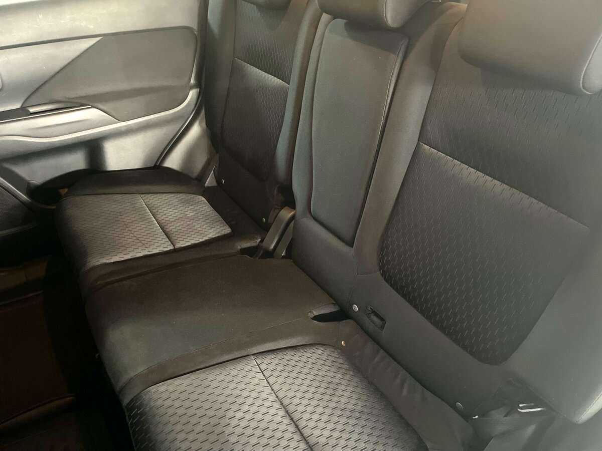 Продажа Б/У Митсубиши Оутлэндер. Фото: #13