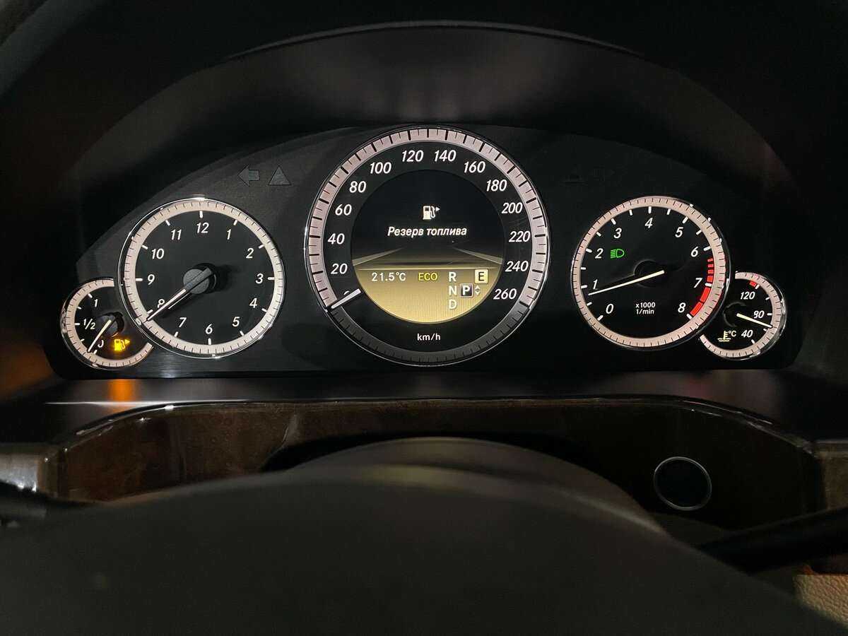 Купить Mercedes-Benz E-Класс с пробегом. Фото: #10