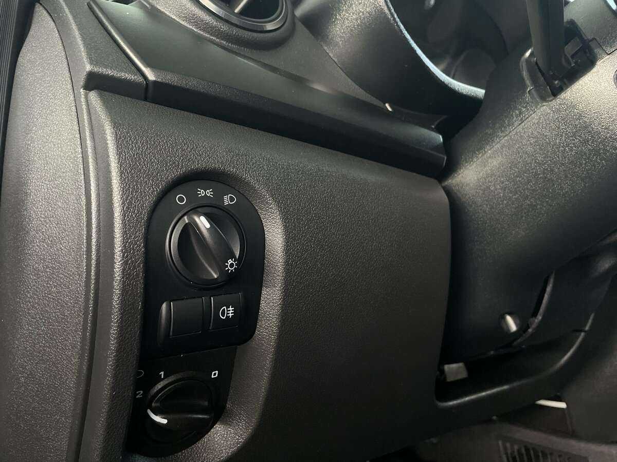 Купить Lada (ВАЗ) Granta с пробегом. Фото: #11