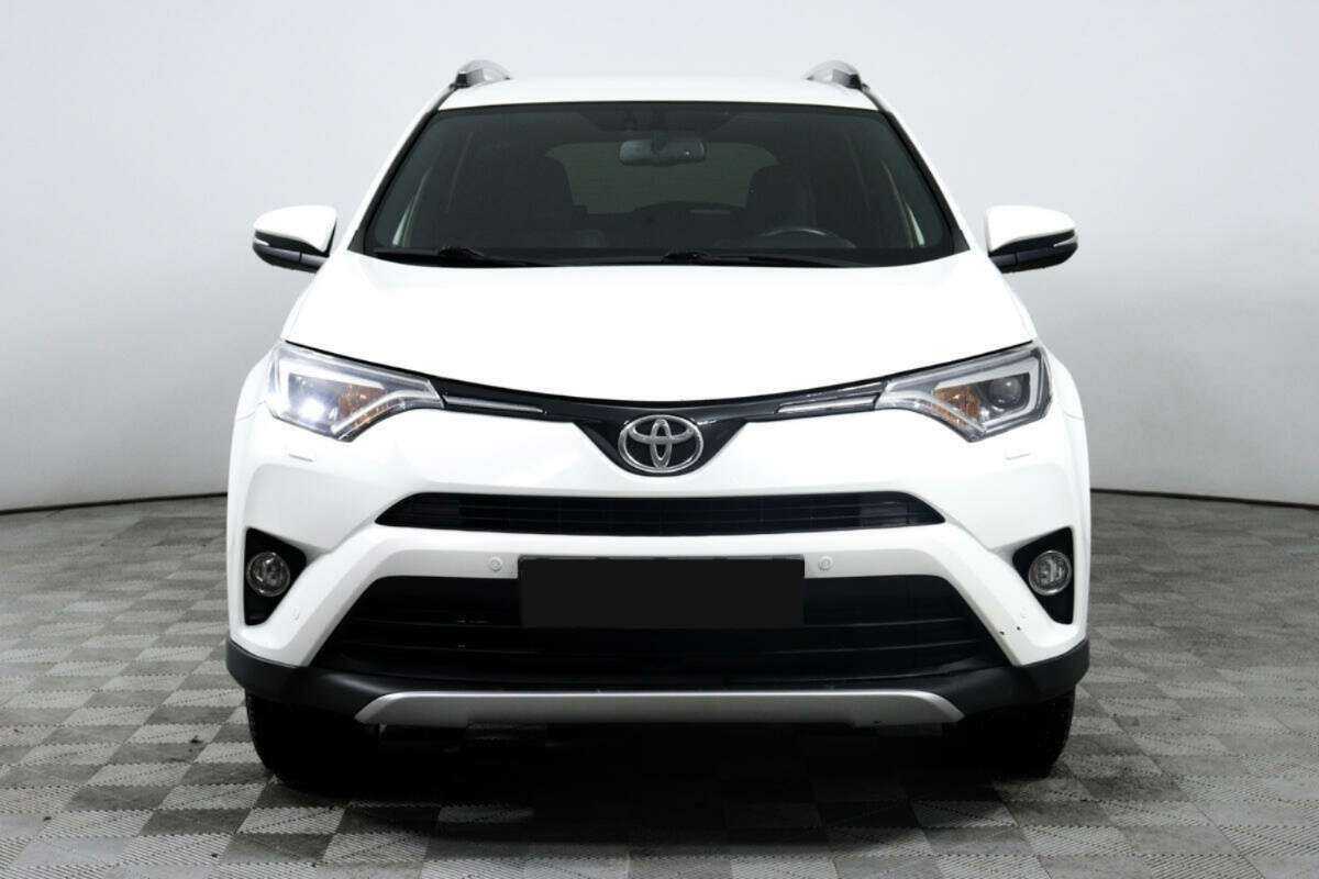 Купить Toyota RAV4 с пробегом. Фото: #1