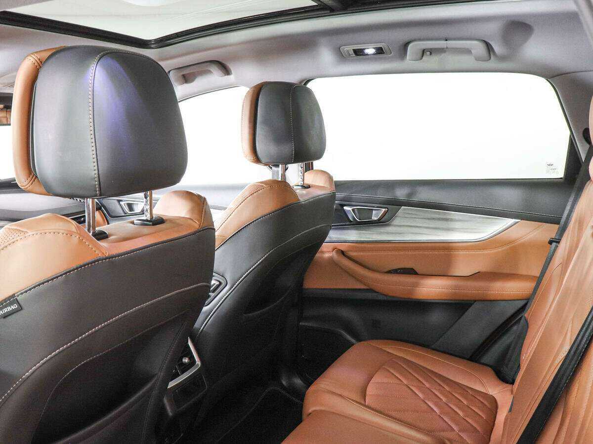 Купить Chery Tiggo 8 Pro Max с пробегом. Фото: #11