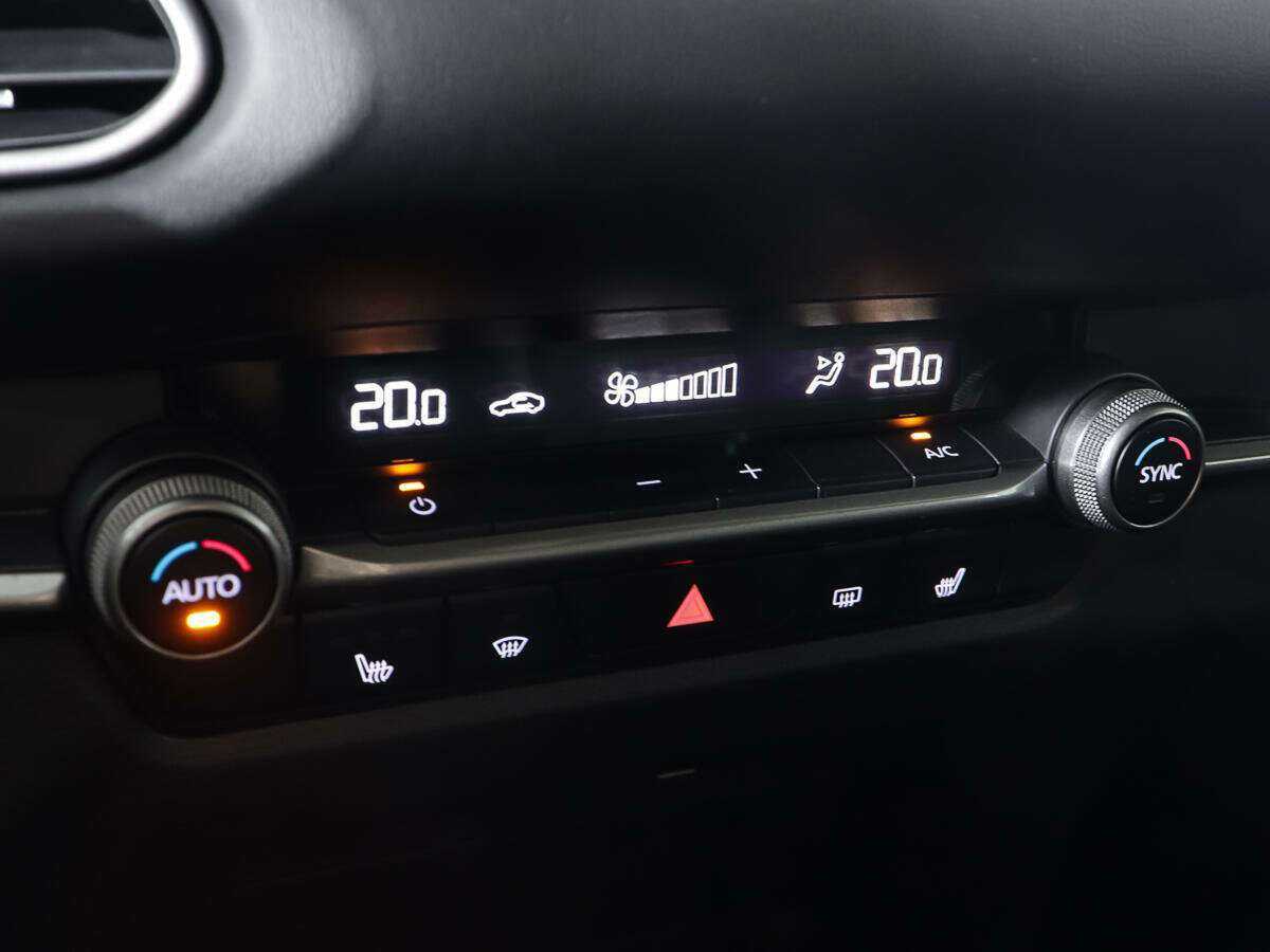 Купить Mazda CX-30 с пробегом. Фото: #17