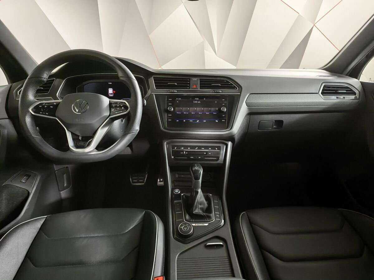 Купить Volkswagen Tiguan с пробегом. Фото: #8