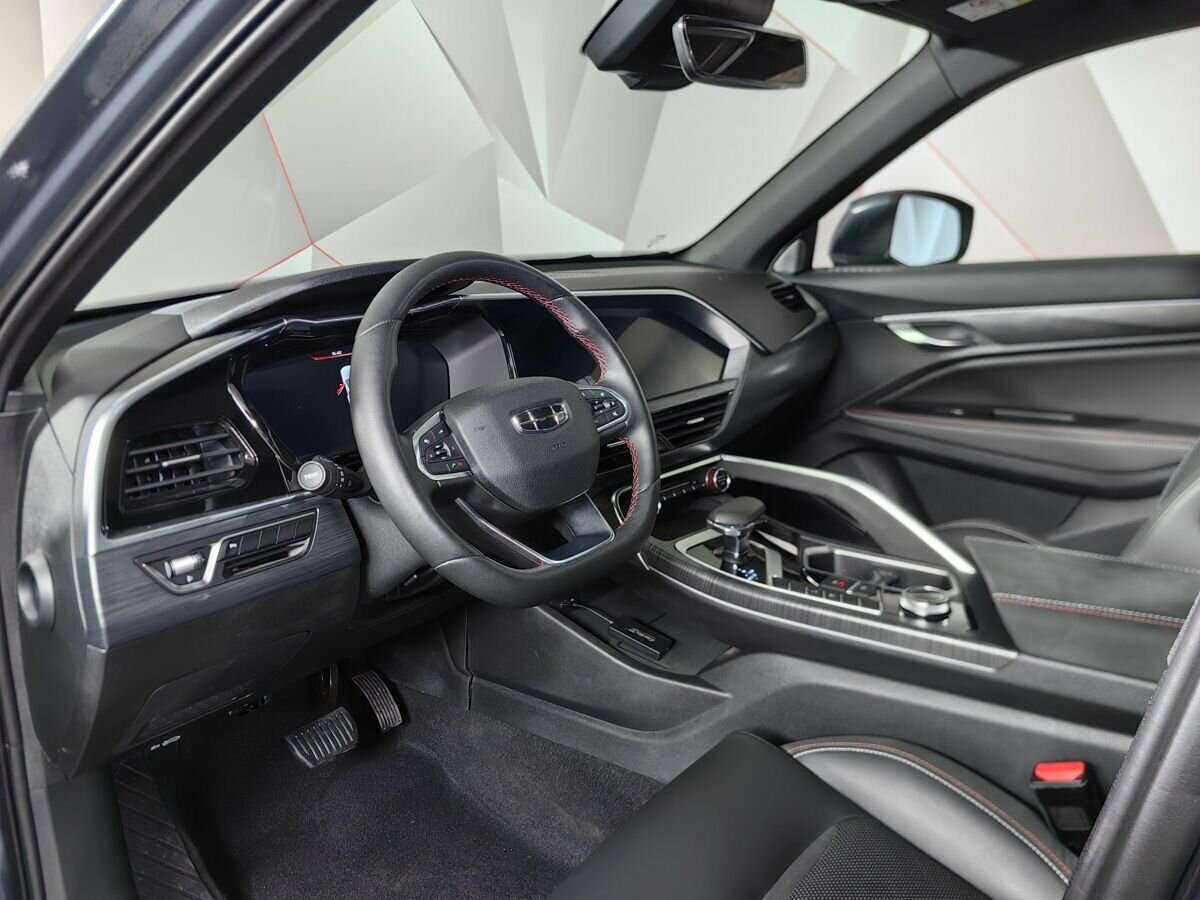 Купить Geely Tugella с пробегом. Фото: #13