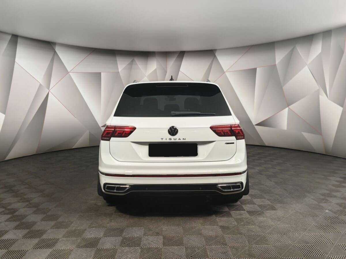 Купить Volkswagen Tiguan с пробегом. Фото: #7