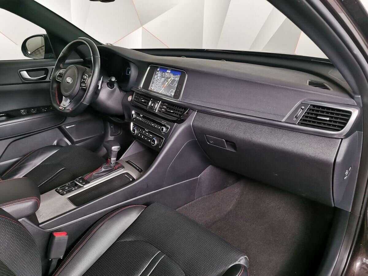 Купить Kia Optima с пробегом. Фото: #9