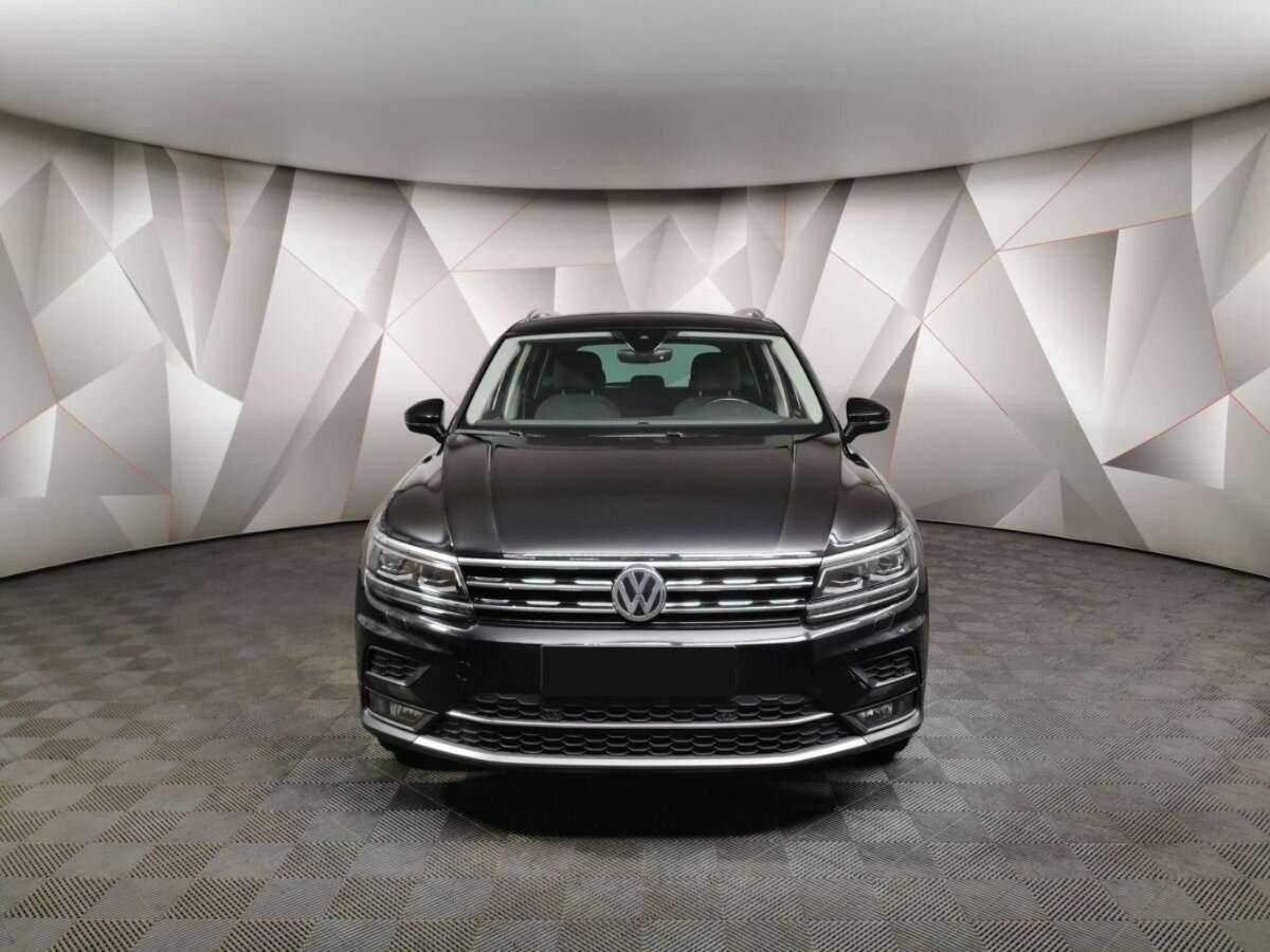 Купить Volkswagen Tiguan с пробегом. Фото: #6