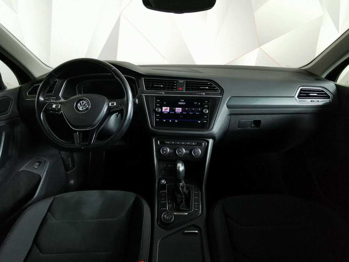 Купить Volkswagen Tiguan с пробегом. Фото: #9