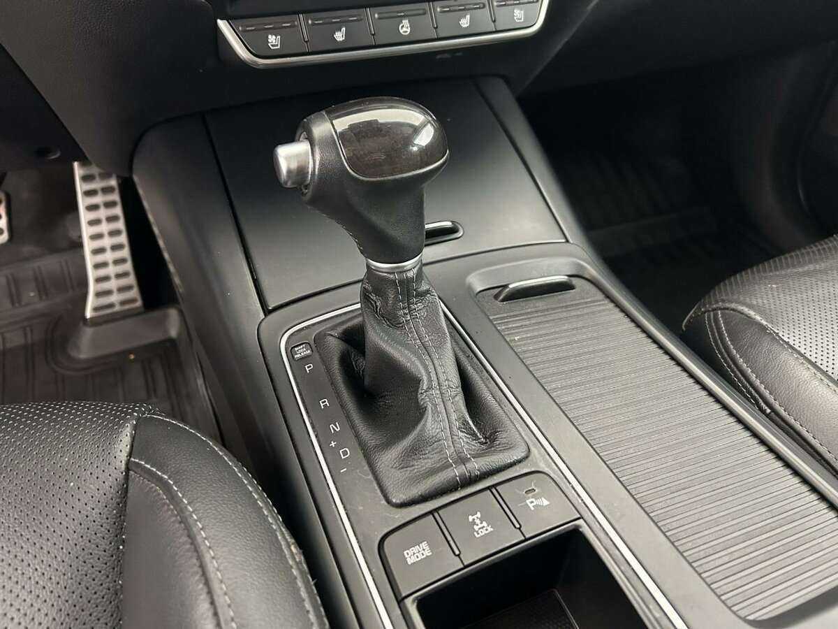 Купить Kia Sorento с пробегом. Фото: #10