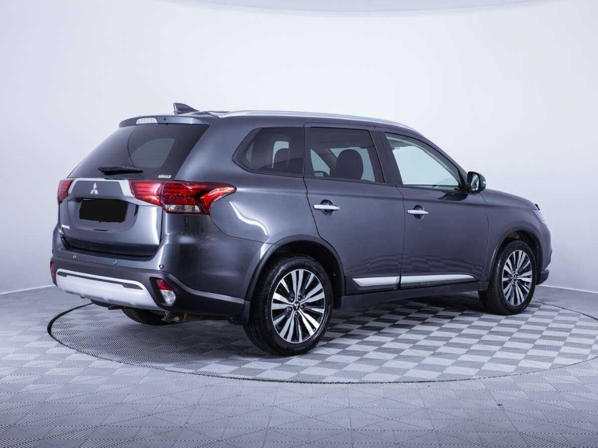Купить Mitsubishi Outlander с пробегом. Фото: #4