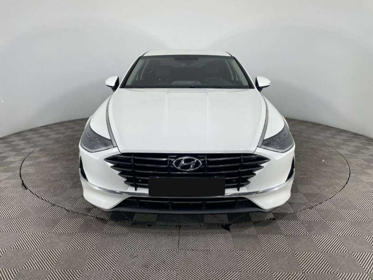 Купить Hyundai Sonata с пробегом. Фото: #1