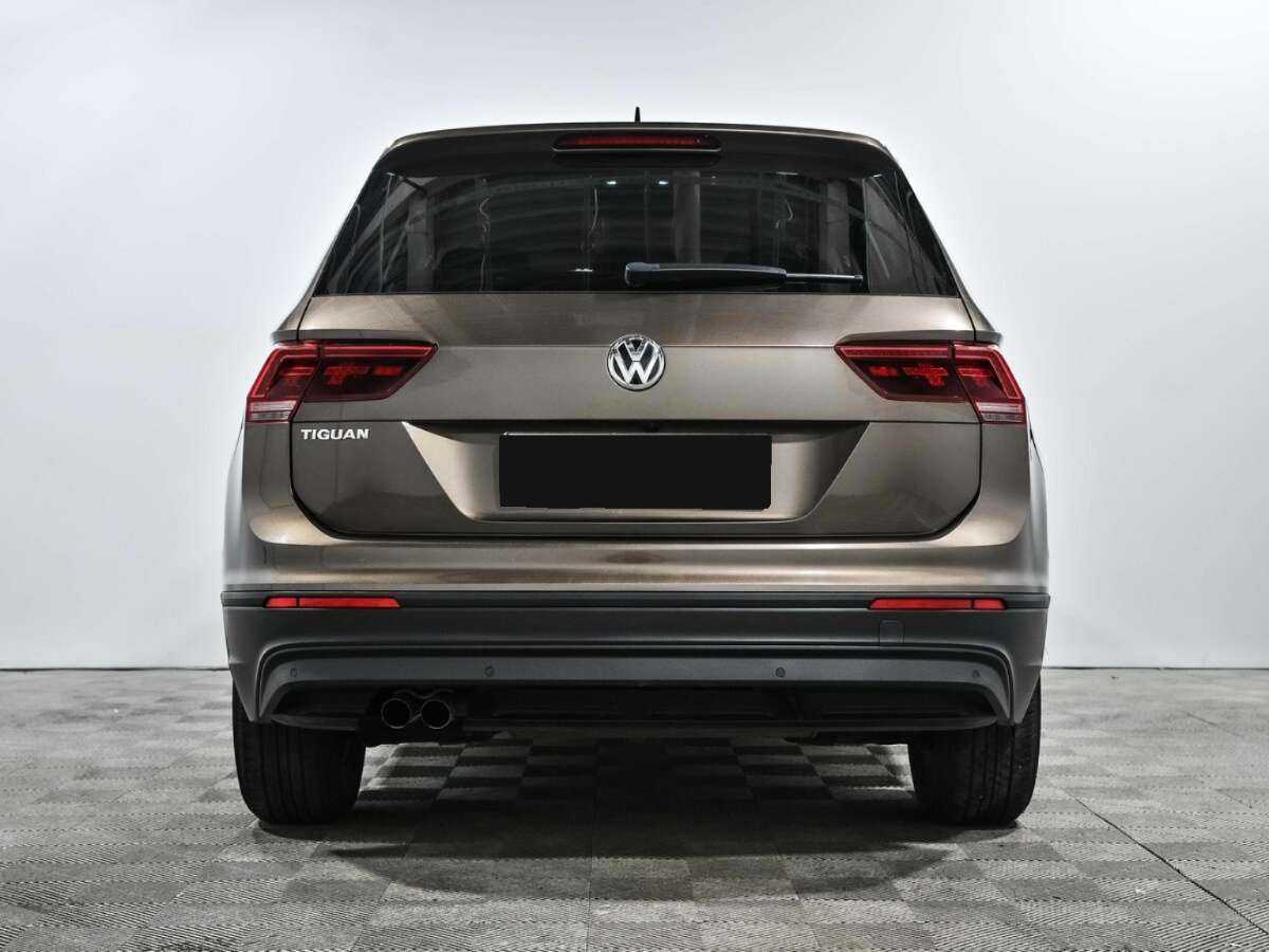 Купить Volkswagen Tiguan с пробегом. Фото: #3