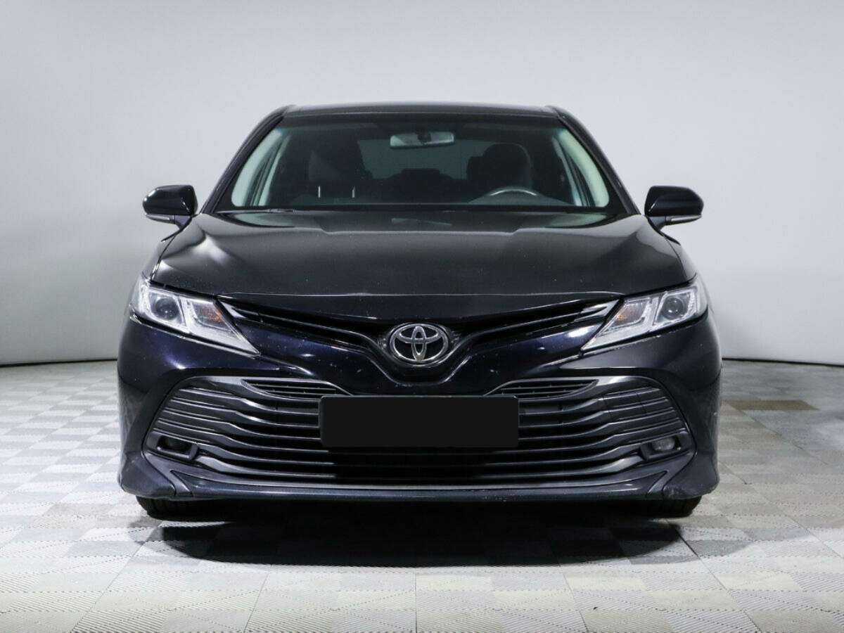 Купить Toyota Camry с пробегом. Фото: #1