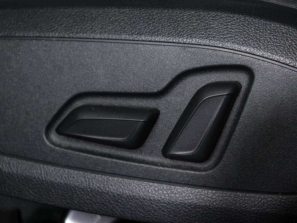 Купить Audi A4 с пробегом. Фото: #15