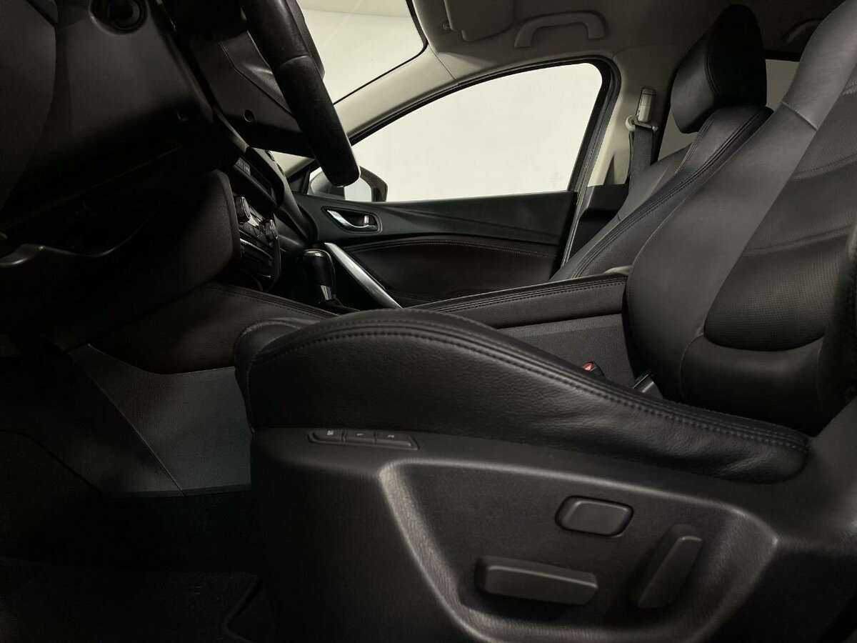 Купить Mazda 6 с пробегом. Фото: #8