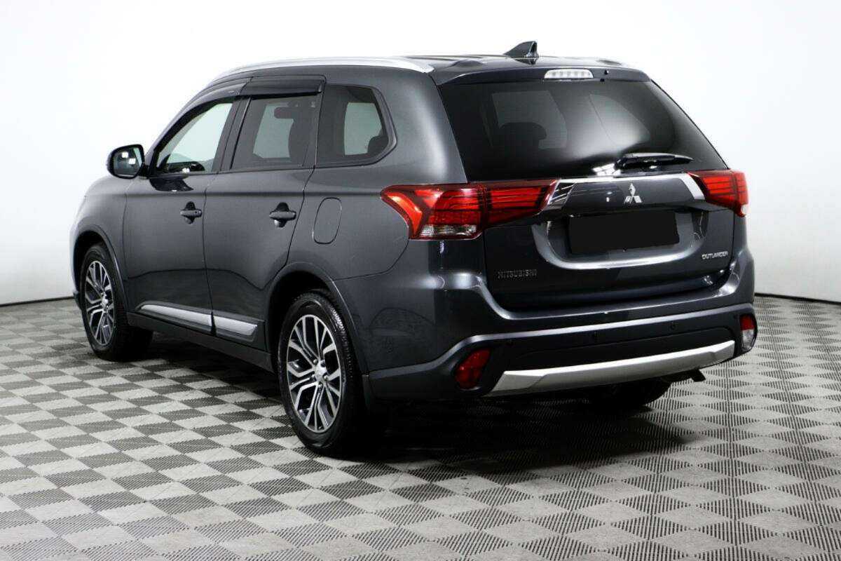 Купить Mitsubishi Outlander с пробегом. Фото: #6