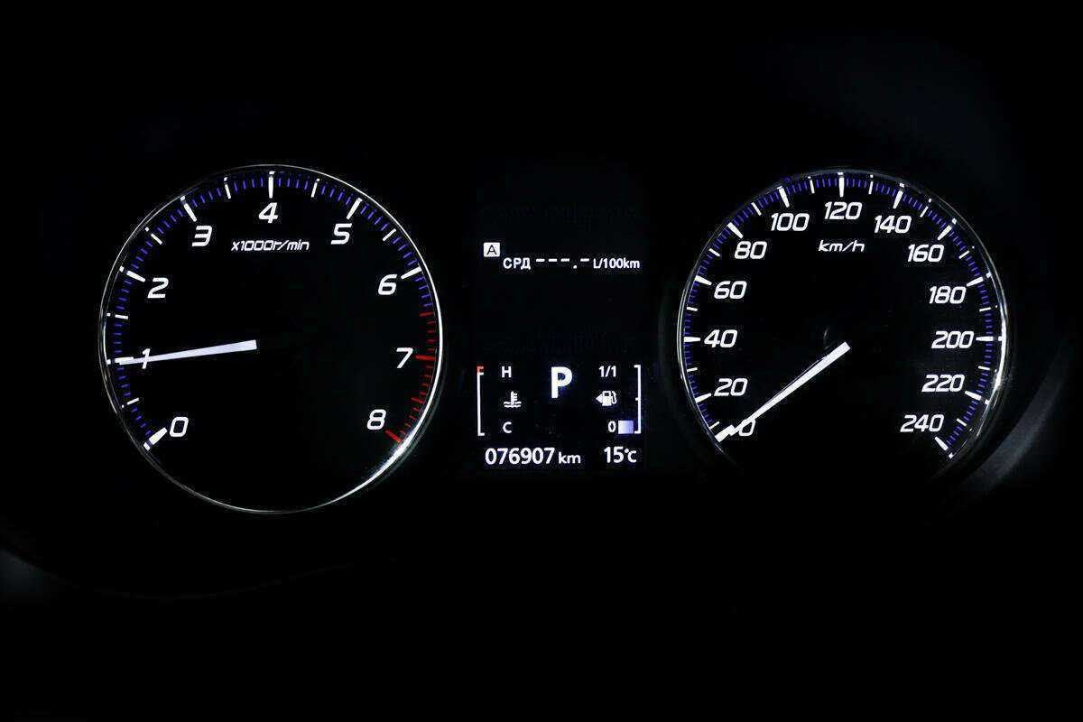 Купить Mitsubishi Outlander с пробегом. Фото: #9