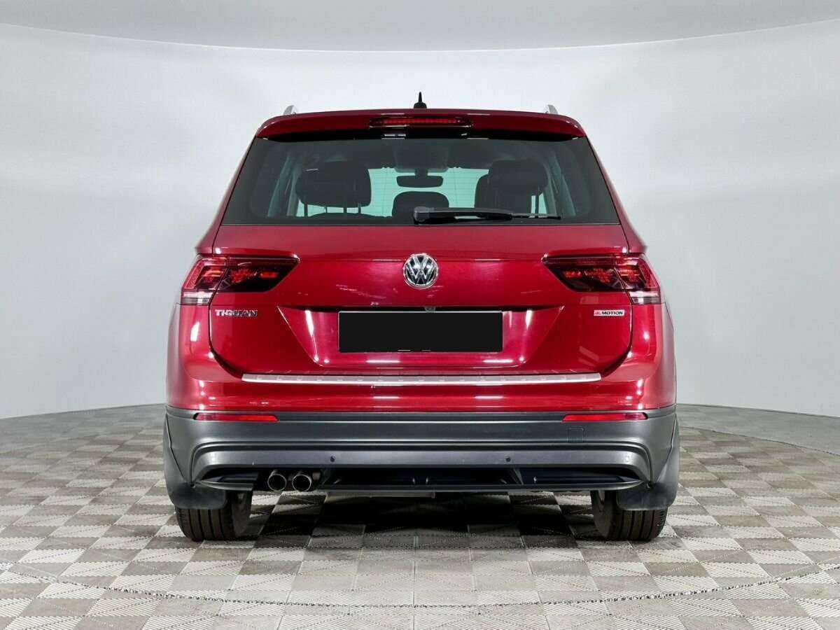 Купить Volkswagen Tiguan с пробегом. Фото: #3