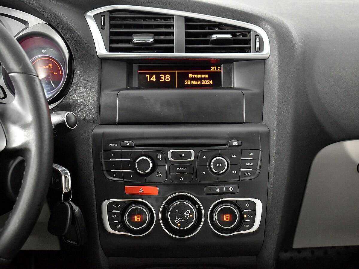 Купить Citroen C4 с пробегом. Фото: #12