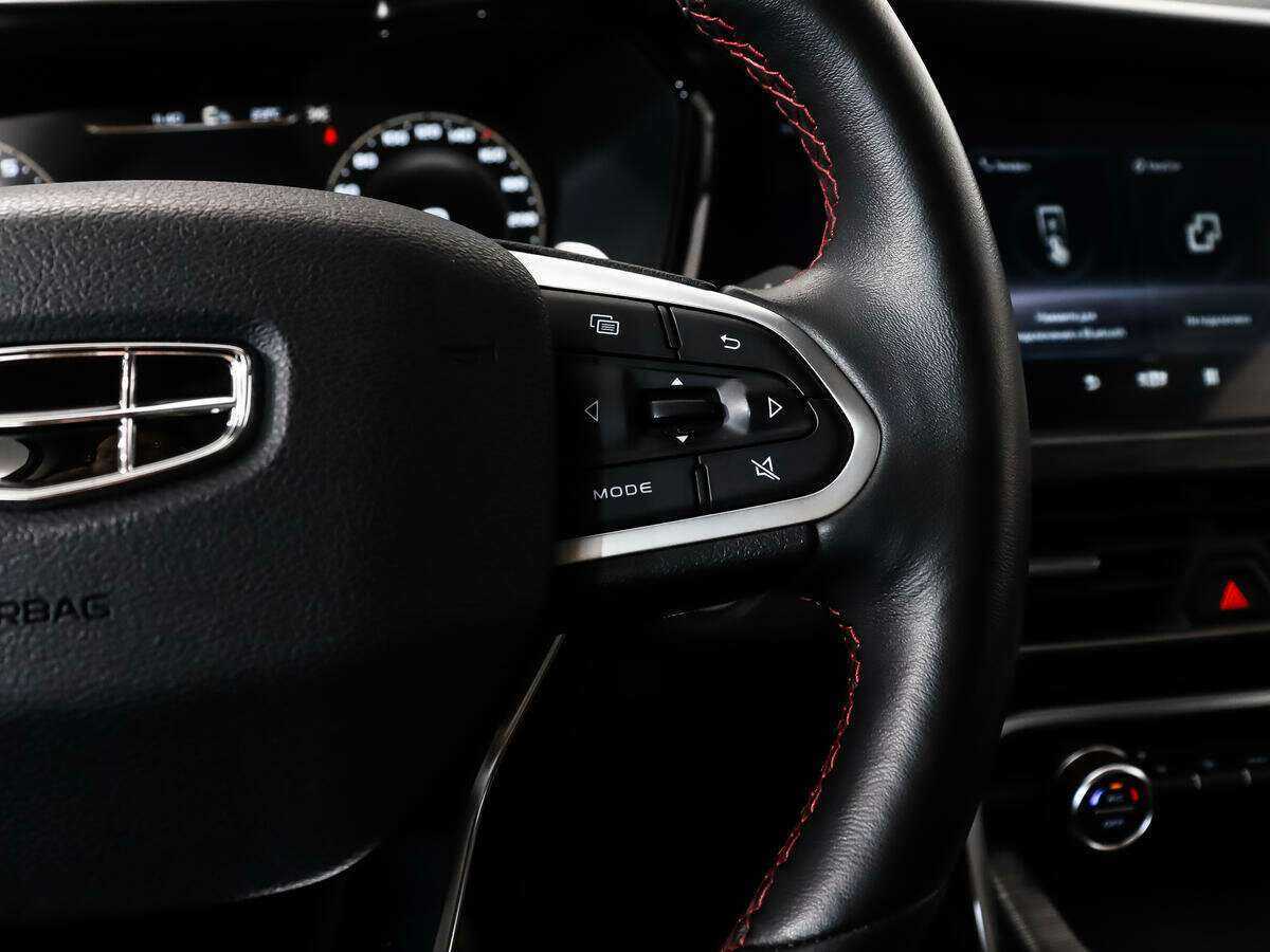 Купить Geely Tugella с пробегом. Фото: #21