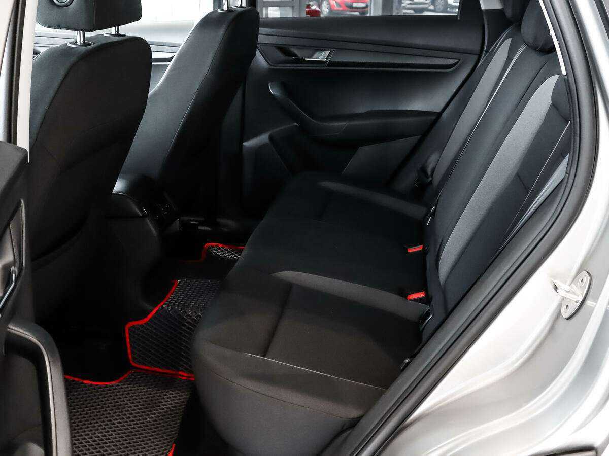 Купить Skoda Karoq с пробегом. Фото: #9