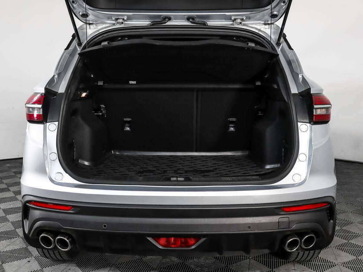 Купить Geely Coolray с пробегом. Фото: #11