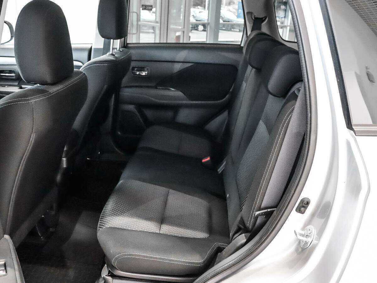 Продажа Б/У Митсубиши Оутлэндер. Фото: #9