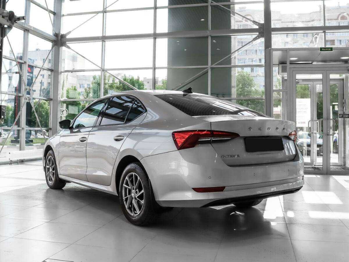 Купить Skoda Octavia с пробегом. Фото: #5
