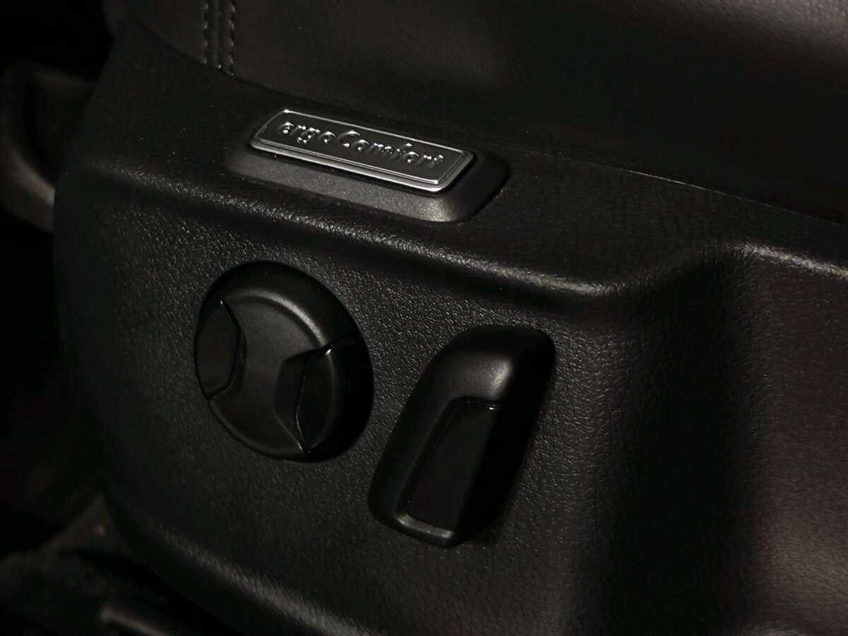 Купить Volkswagen Passat с пробегом. Фото: #9