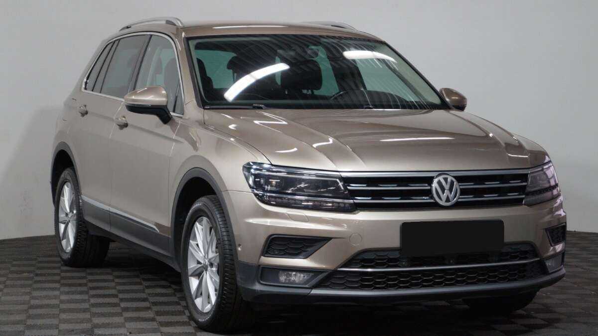Купить Volkswagen Tiguan с пробегом. Фото: #2