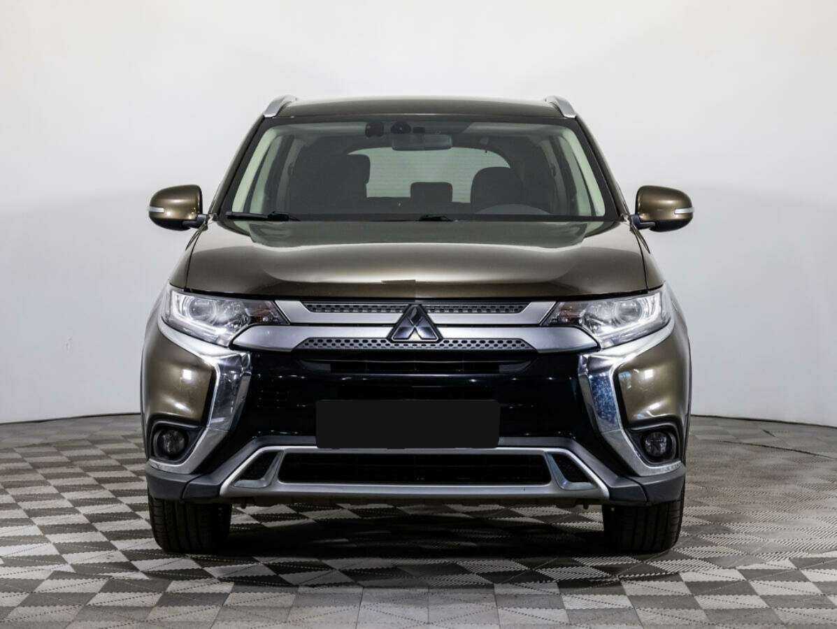 Купить Mitsubishi Outlander с пробегом. Фото: #1